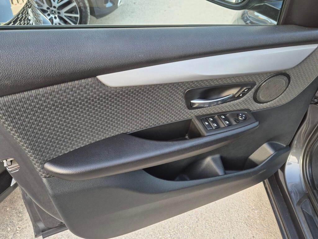 Bmw Active Tourer 218d Advantage Automatic