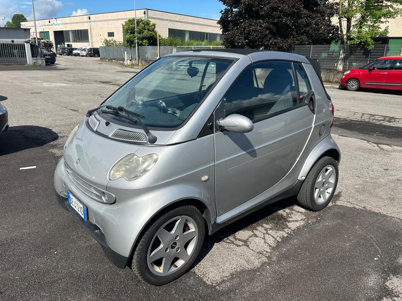 Smart ForTwo 700 cabrio pulse (45 kW) guidabile da neopatentati