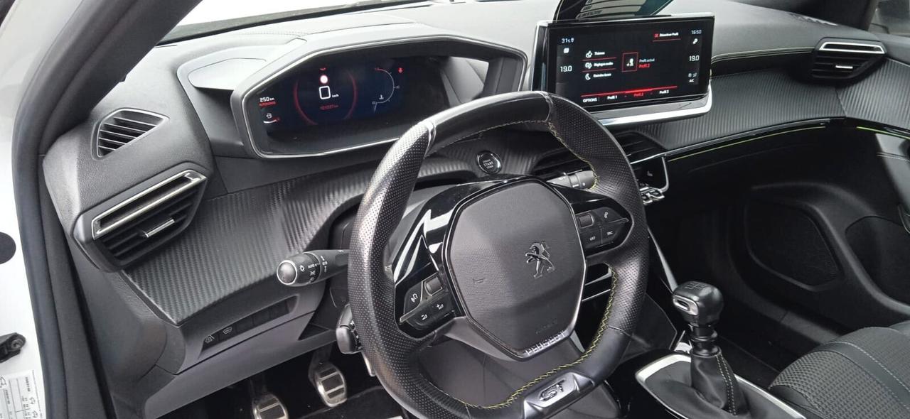 Peugeot 2008 BlueHDi 110 S&S GT
