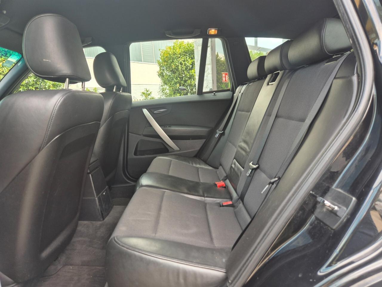 Bmw X3 3.0d ,218 CV /PELLE /SENSORI