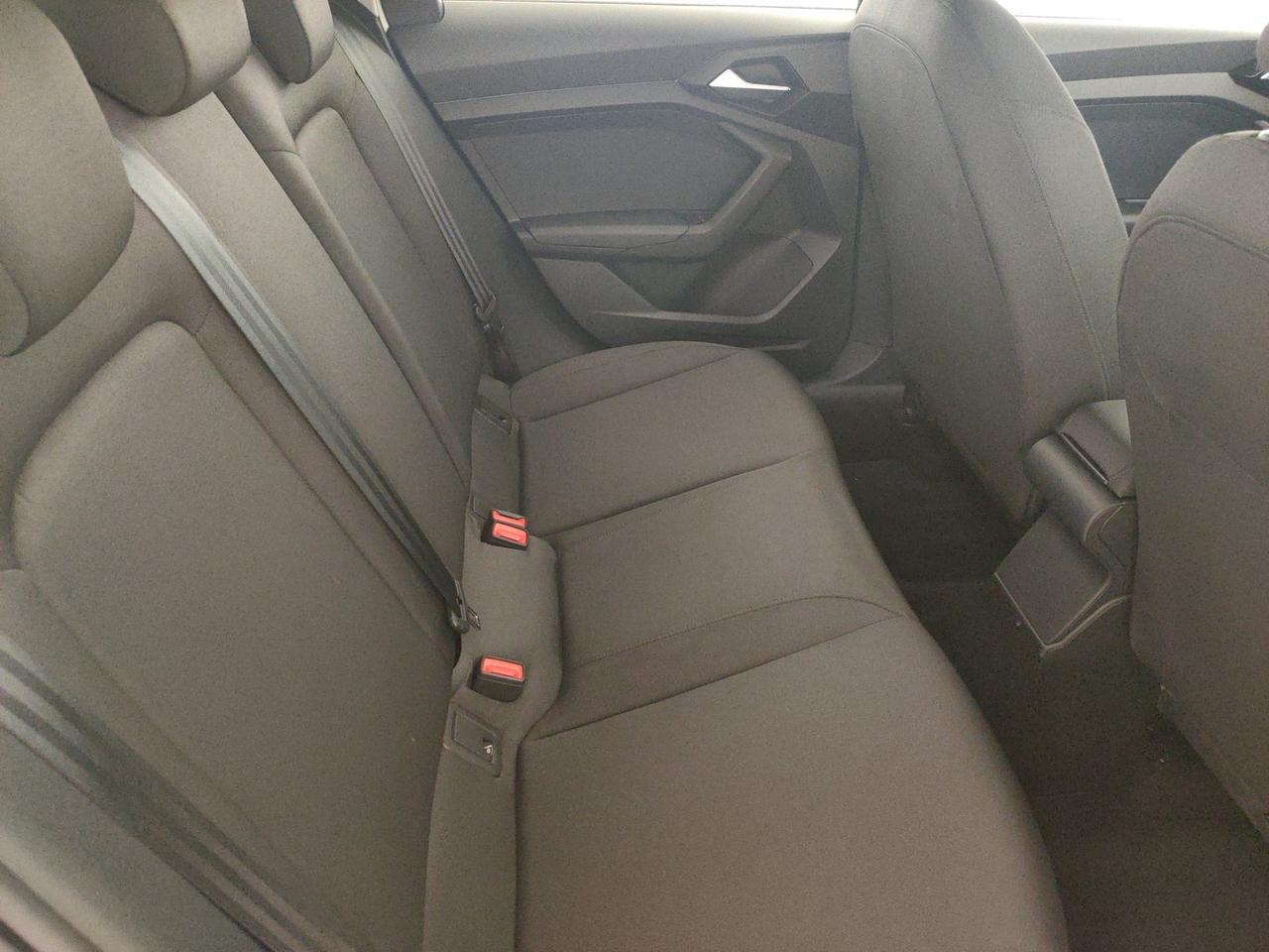 Sportback 30 1.0 TFSI Admired Advanced S tronic