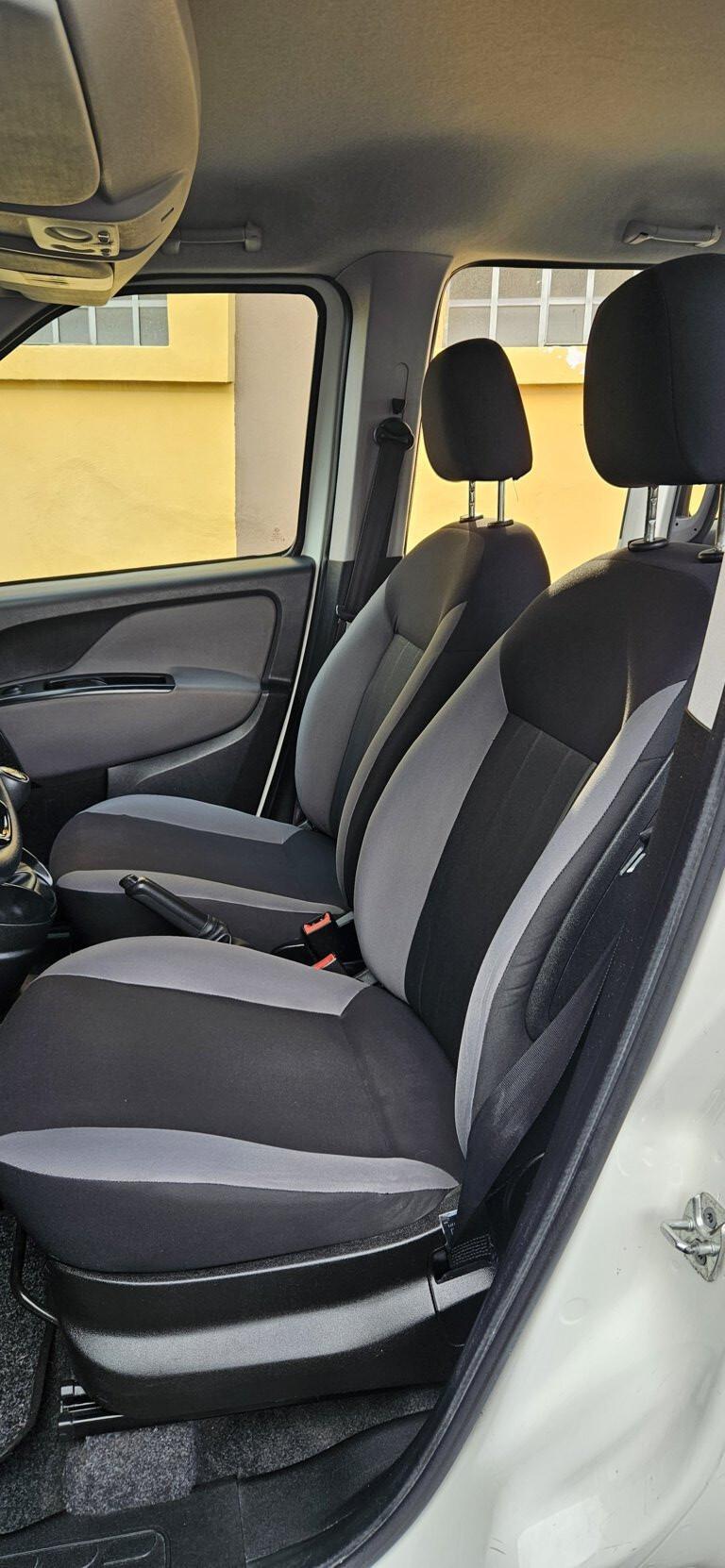 Fiat Doblò 1.6 MJT 16V 120CV Easy - KM. 68.000 - 7 POSTI - UNICO PROPRIETARIO !