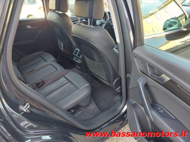 AUDI Q5 40 TDI quattro S tronic Design S-LINE ESTERNO