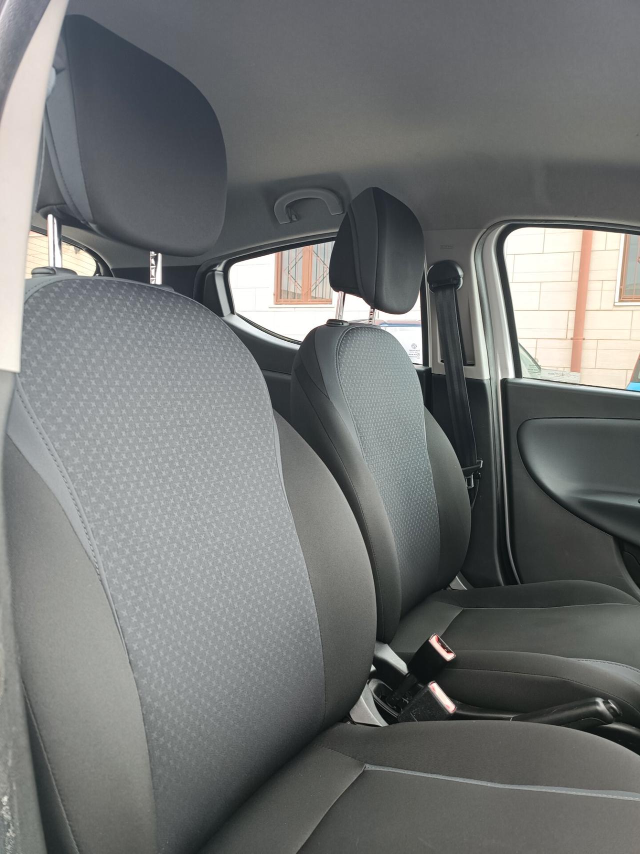 Lancia Ypsilon 1.2 69 CV