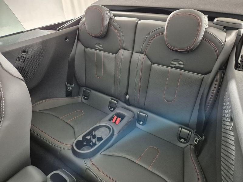 MINI Mini Cooper Cabrio F67 2.0 John Cooper Works JCW auto