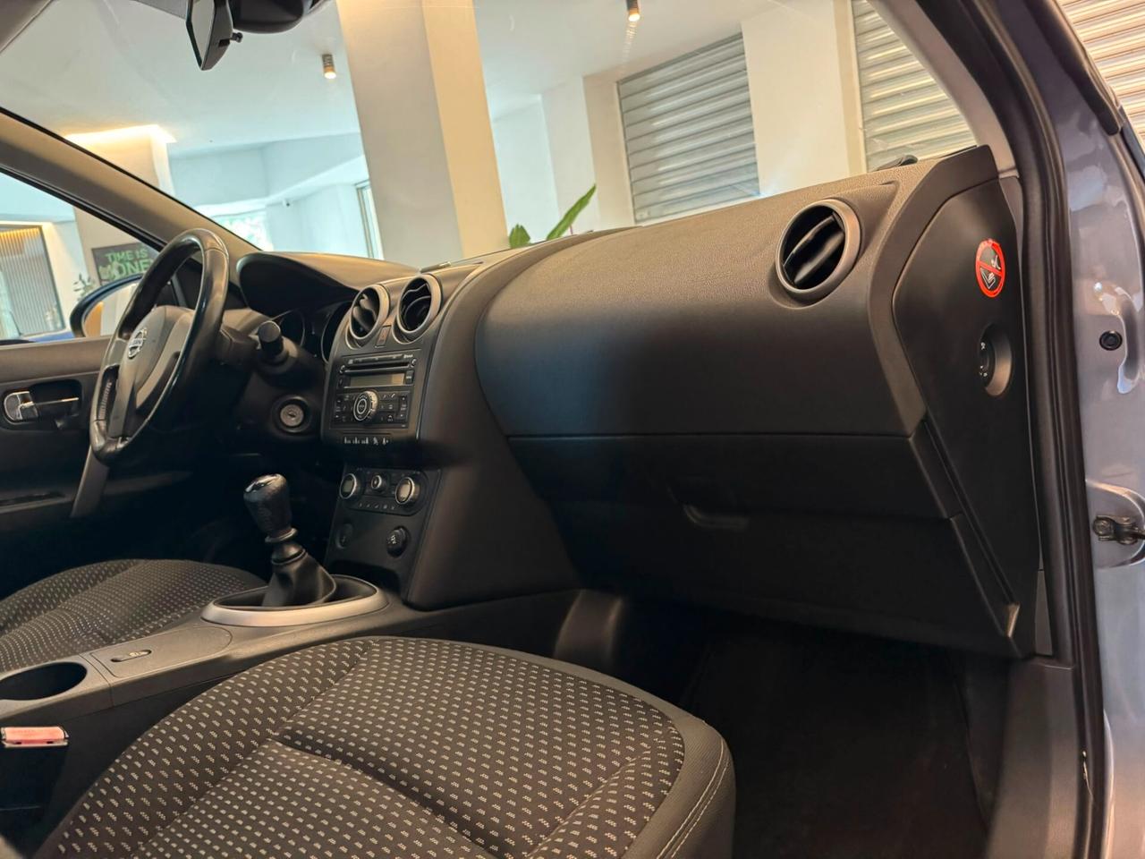 NISSAN QASHQAI 2.0 TEKNA 150CV UNICOPROPRIETARIO GANCIO TRAINO