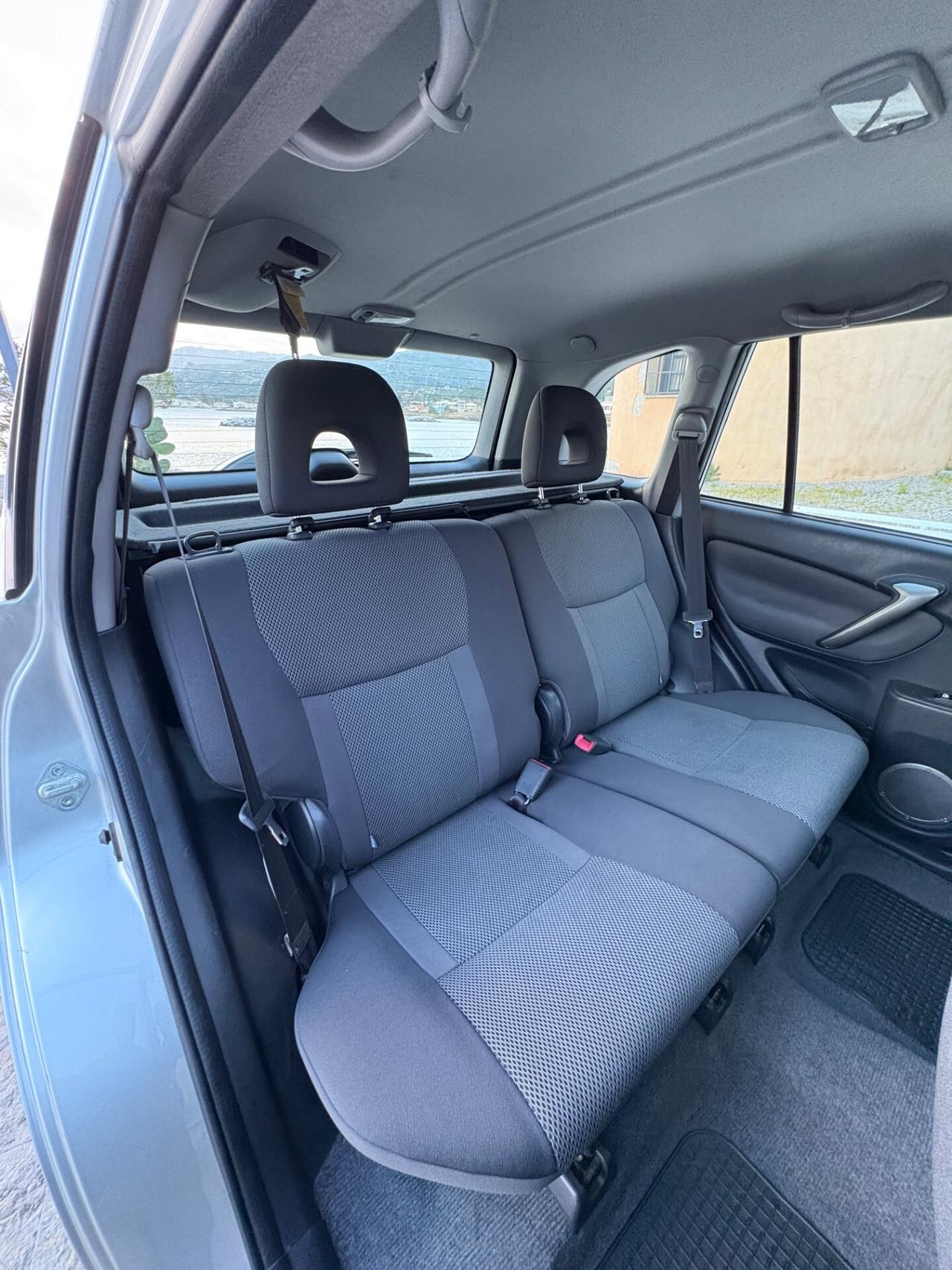 Toyota RAV 4 TRAZIONE INTEGRALE INTROVABILE