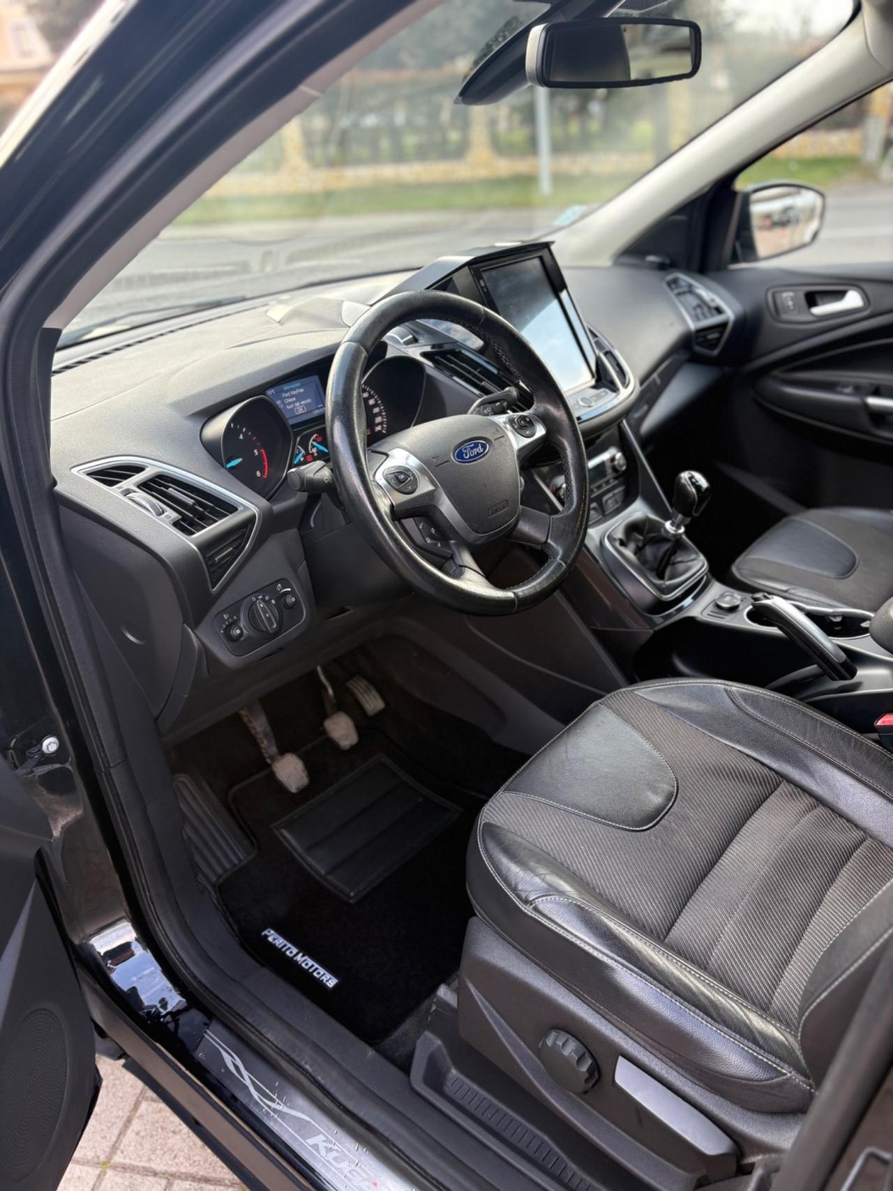Ford Kuga 2.0 TDCI 120 CV S&S 2WD Titanium