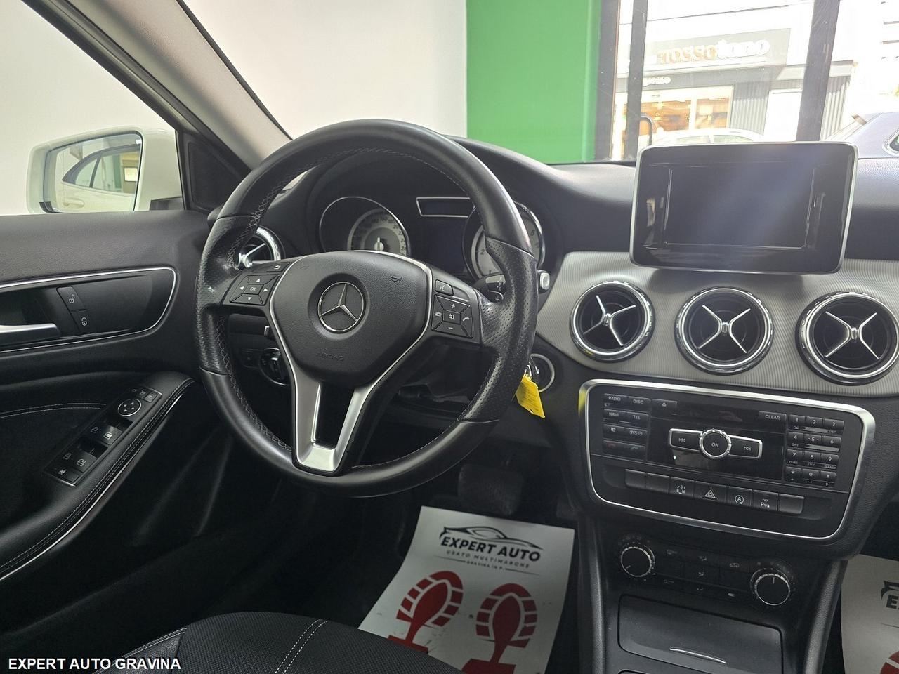 MERCEDES GLA 180d