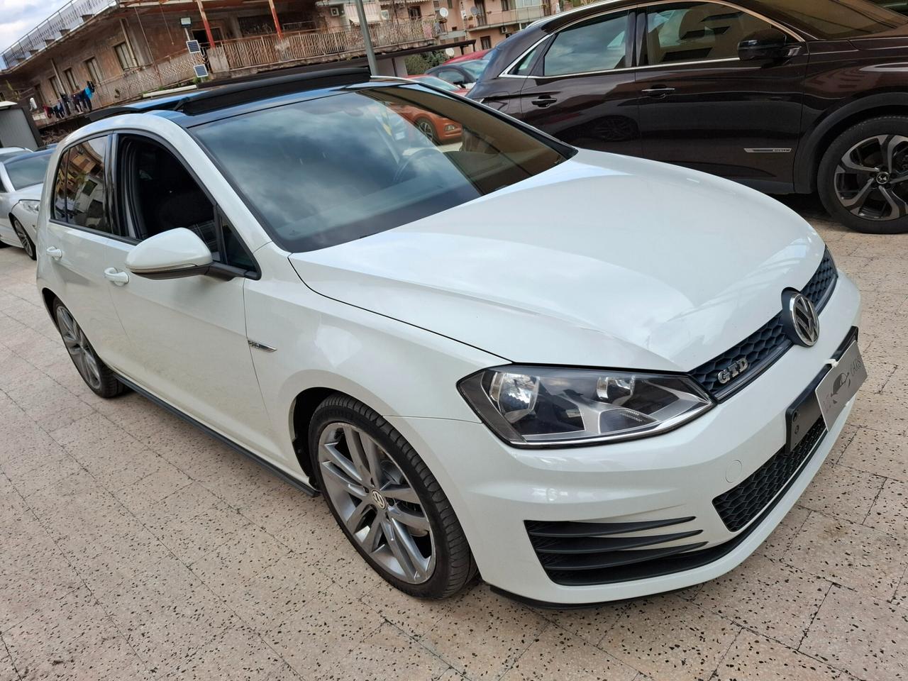 Volkswagen Golf - 2.0 TDI GTD PANO|