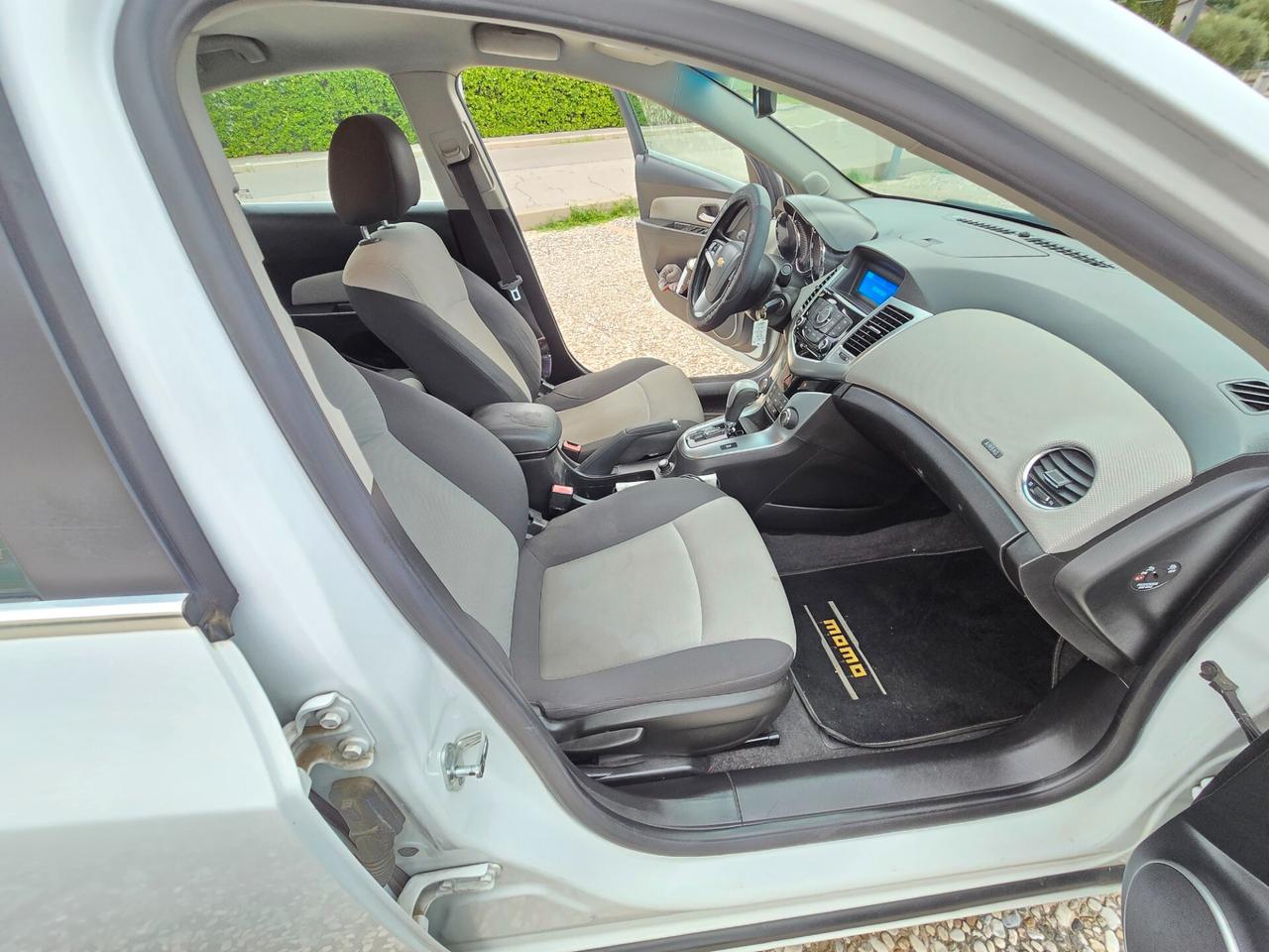 Chevrolet Cruze 2.0 D 163CV Gancio Traino estraibile