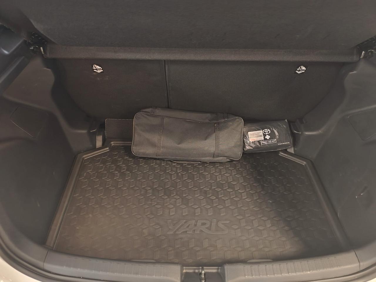 Toyota Yaris 1.5 Hybrid 5 porte Trend