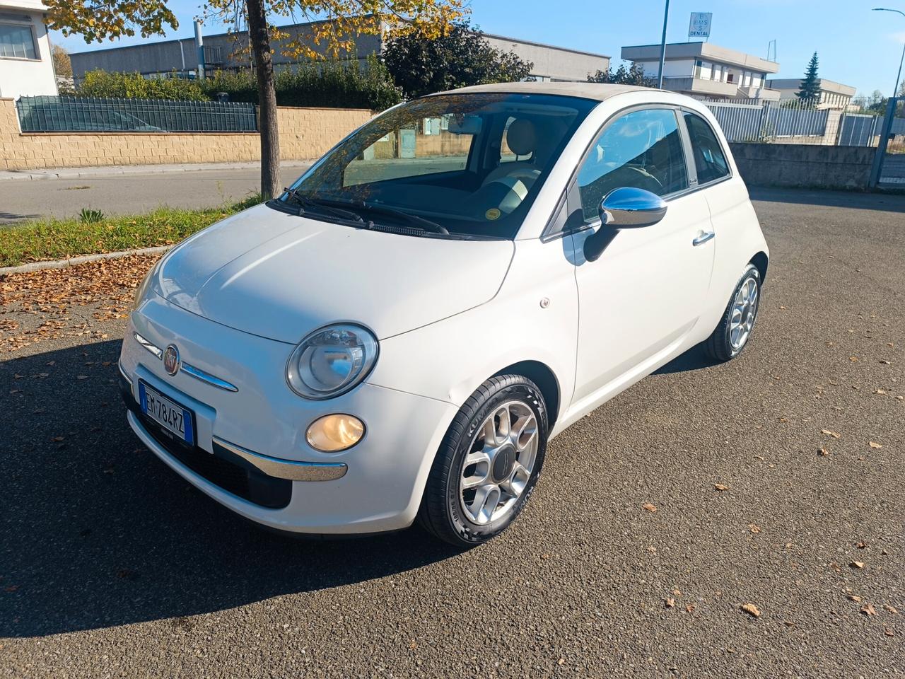 Fiat 500 cabrio 1.2 del 2012 SOLAMENTE 61.000 KM