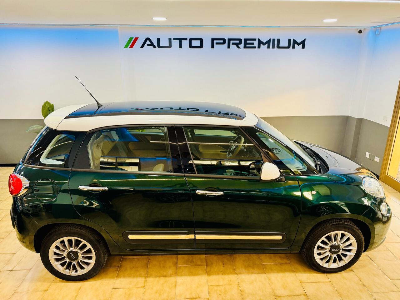 Fiat 500L 105CV 0.9 TwinAir Lounge / Pano / Touch