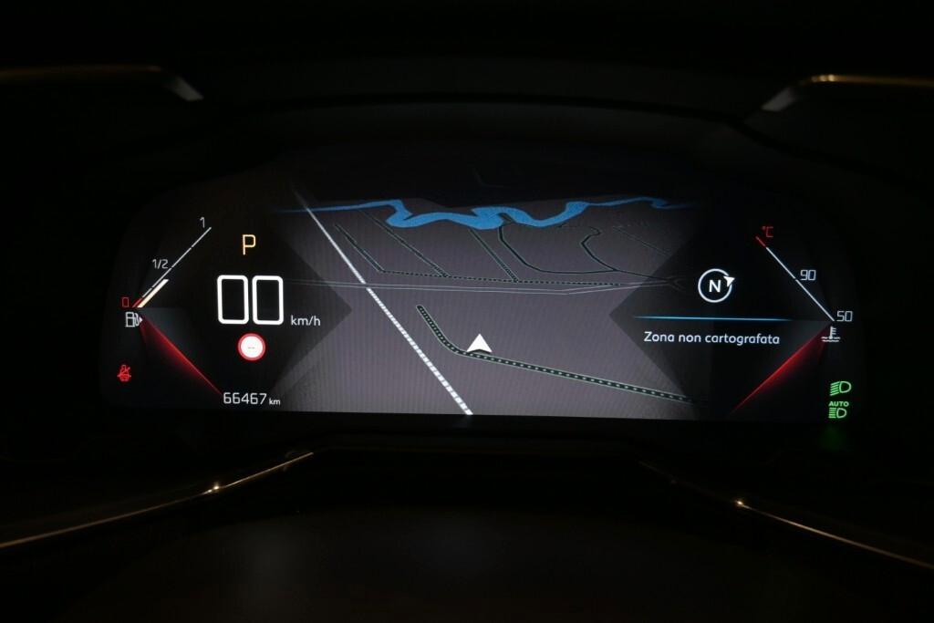 DS 7 CROSSBACK 1.5 BLUEHDI 130CV AUTOM. PERFORMANCE LINE+ ( FARI LED - COCKPIT - ADAPTIVE CRUISE - TETTO PANORAMICO APR. - NAVI - MIRROR - PDC - TELECAMERA POST. - CERCHI 20 )