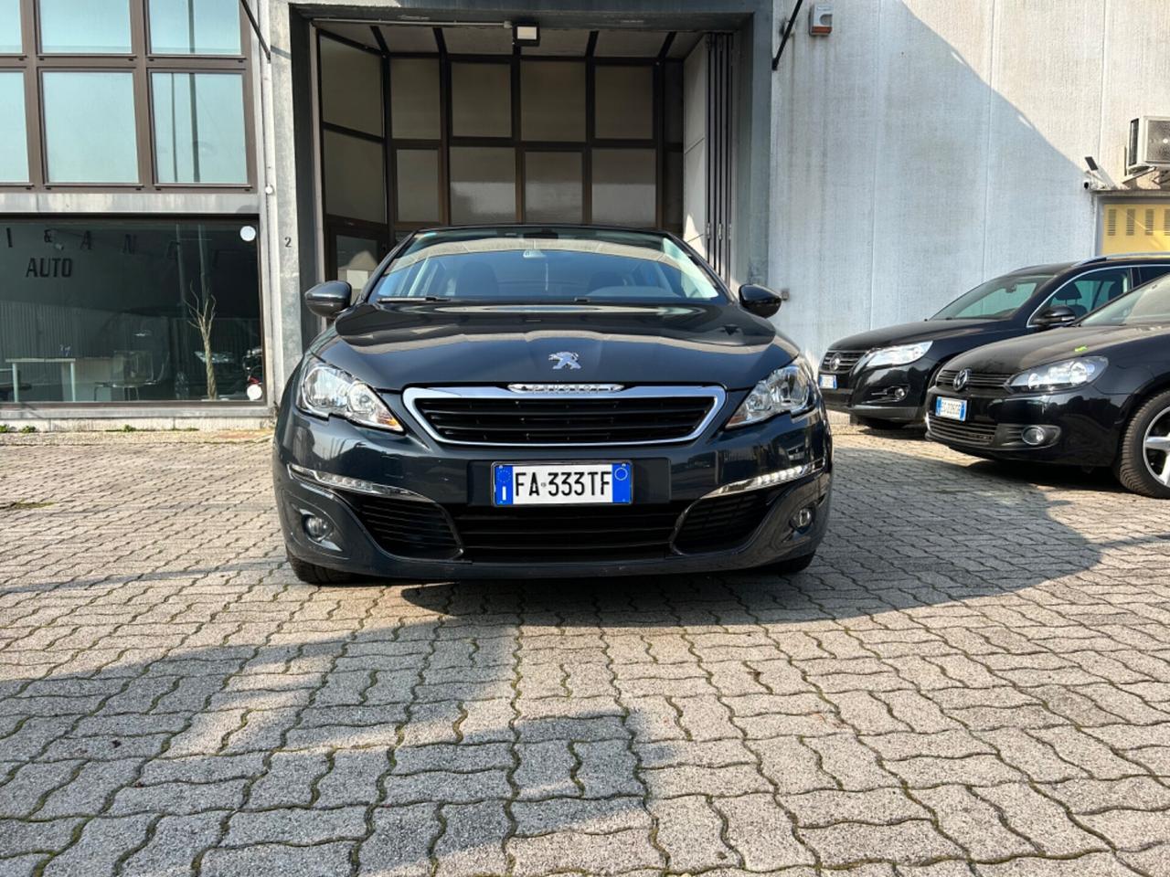 Peugeot 308 gancio traino 1.6 BlueHDi CV120