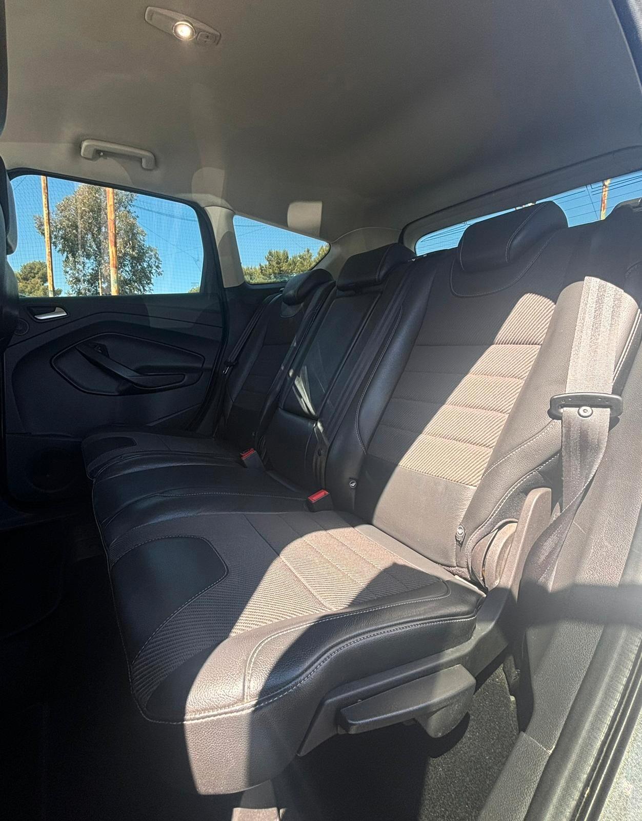 Ford Kuga 2.0 TDCI 180 CV S&S 4WD Powershift Titanium X