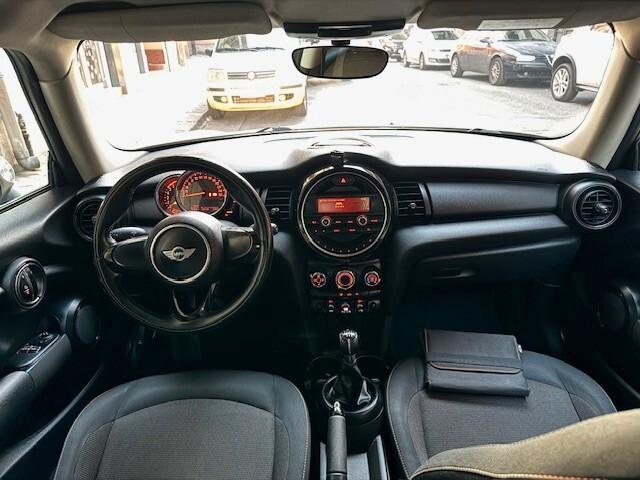 Mini Cooper 1.5 One D