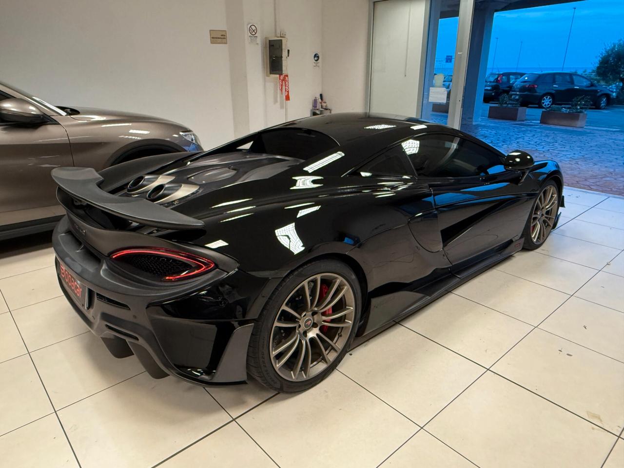 Mclaren 570S ALLESTIMENTO COMPLETO 600LT