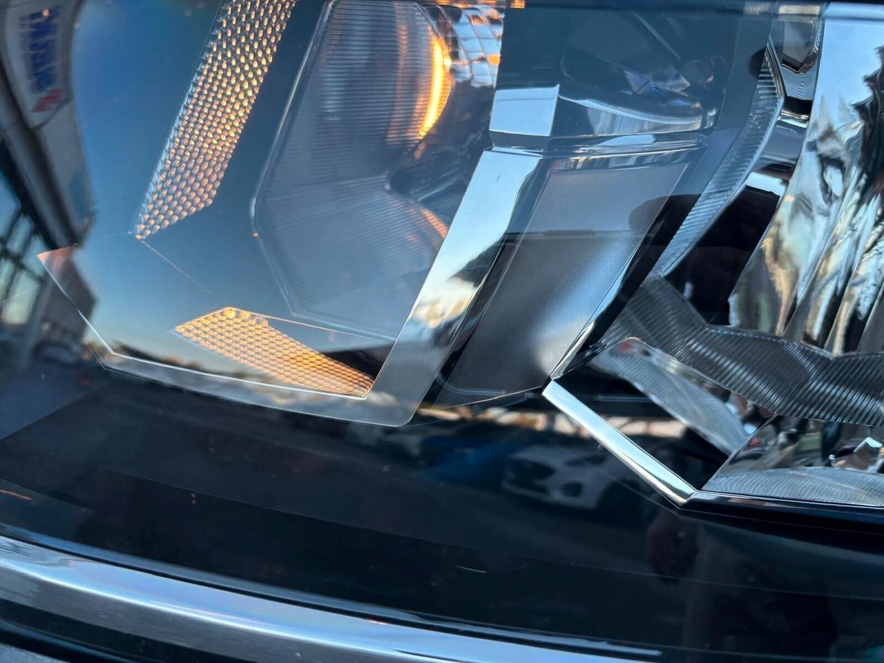 Volkswagen Transporter 2.0 TDI PC Kombi 9 posti Business