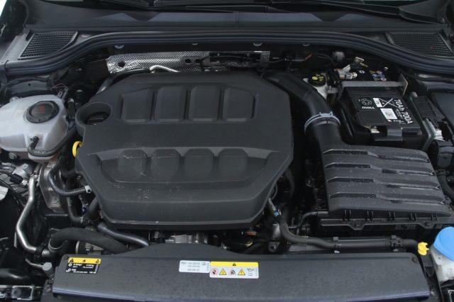 VOLKSWAGEN Golf GTI 2.0 TSI GTI DSG Black Style plus