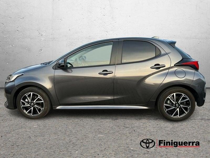 Toyota Yaris Hybrid Trend MY22