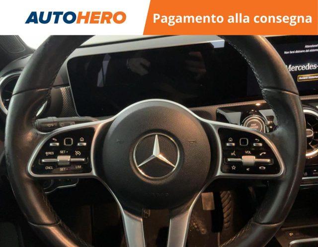 MERCEDES-BENZ A 200 Sport