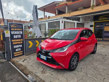 Toyota Aygo 1.0 69 CV 5 porte x-play