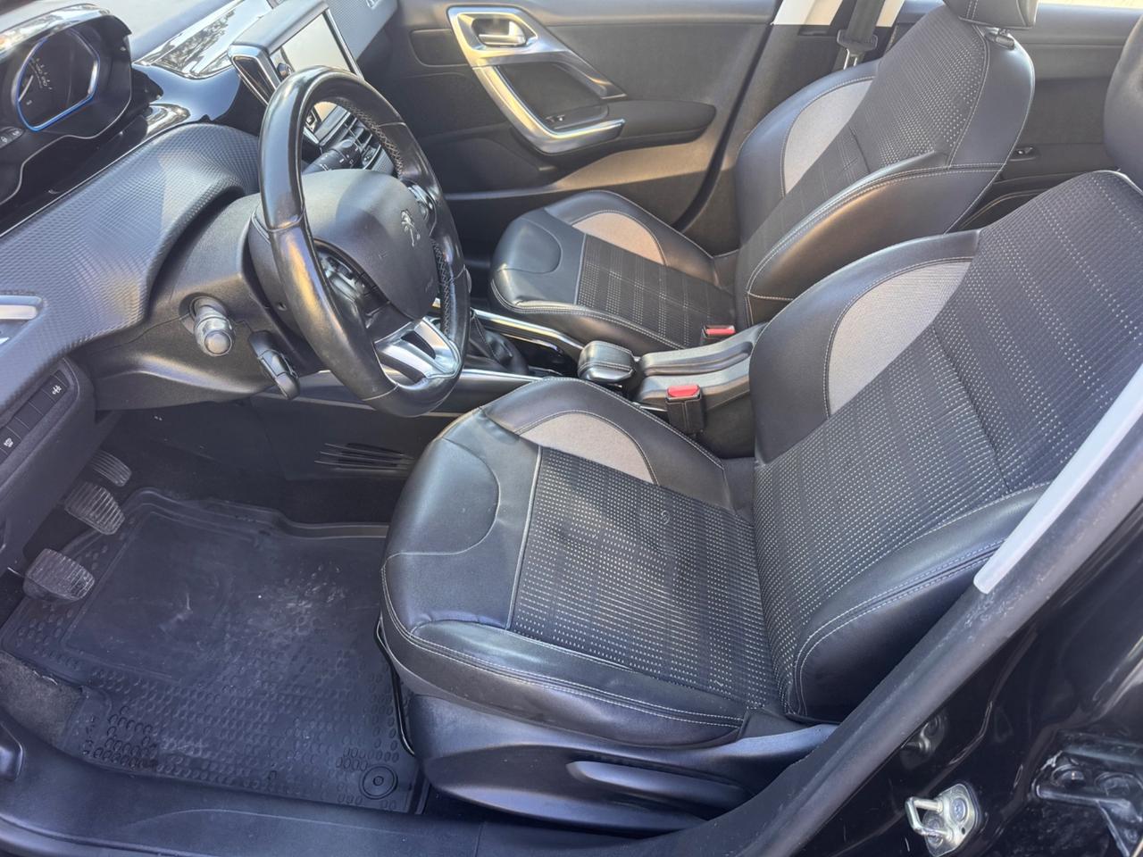 Peugeot 2008 1.6 e-HDi 115 CV neopaten garanzia 12 m