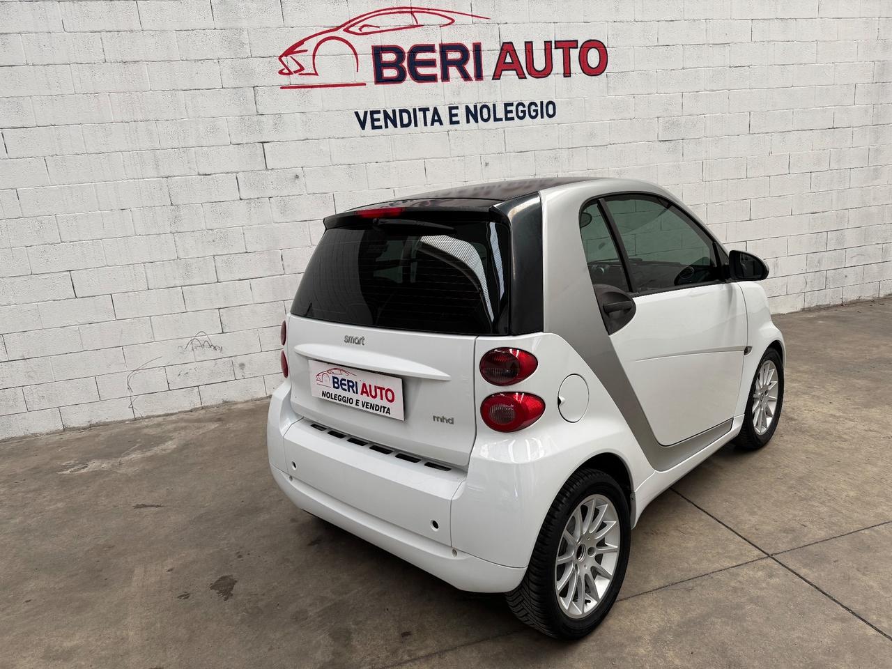 Smart ForTwo allestimento MHD coupé pure