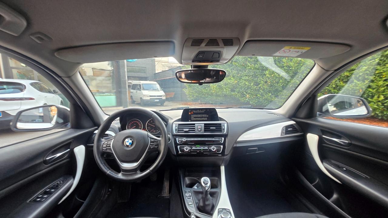 Bmw 116 116d 5p. Urban