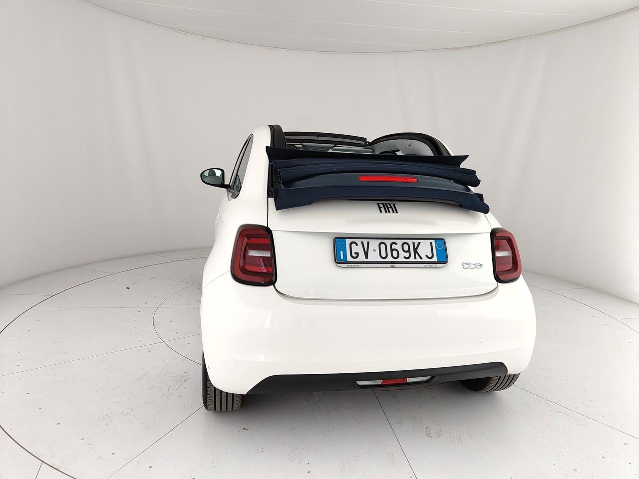 Fiat 500e Cabrio 23,8 kWh