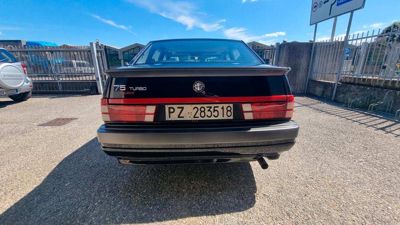 Alfa Romeo 75 1.8i turbo America