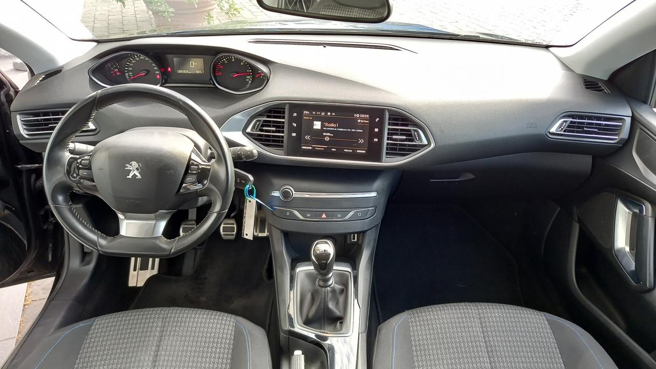 Peugeot 308 BlueHDi 100 S&S SW Style