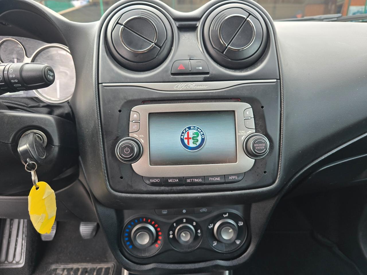 Alfa Romeo MiTo 1.3 JTDm 95 CV full nuova 2018