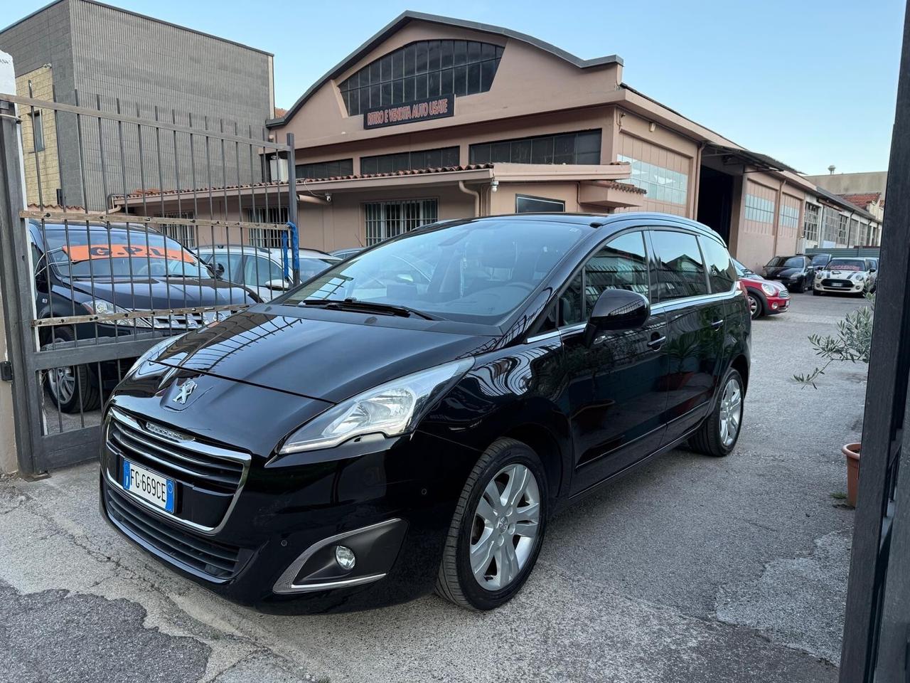 Peugeot 5008 PureTech Turbo 130 S&S Allure