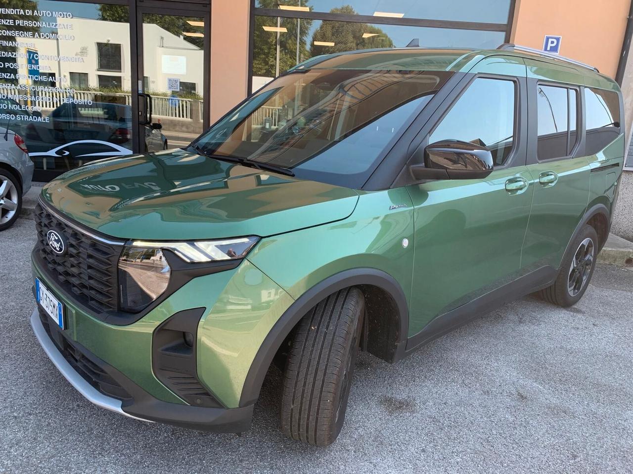 Ford Tourneo Courier 1.0 Active Unicop. 7 a garanzia