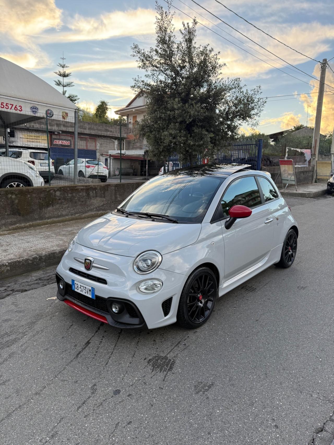 Abarth 595 1.4 Turbo T-Jet 165 CV Turismo