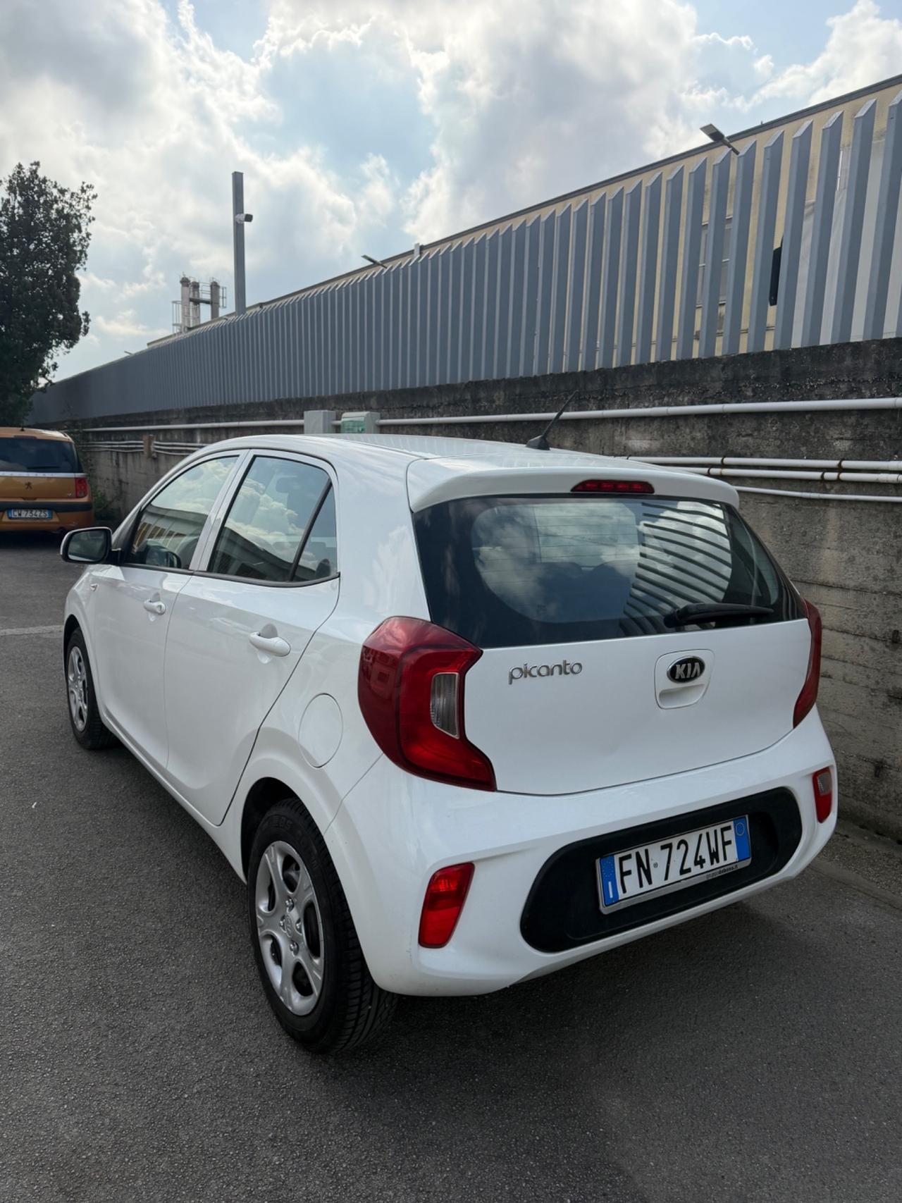 Kia Picanto 1.0 12V 5 porte Active