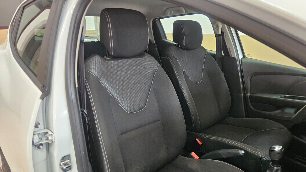 Renault Clio dCi 8V 75 CV Start&Stop 5 porte Energy Intens