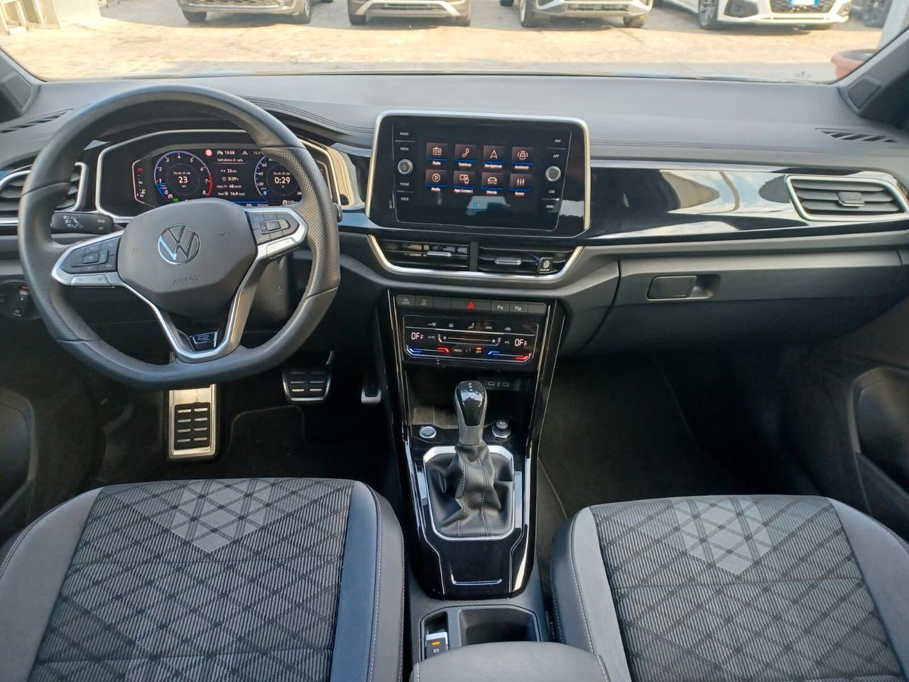 Volkswagen T-Roc 1.5 TSI ACT DSG R-Line Plus