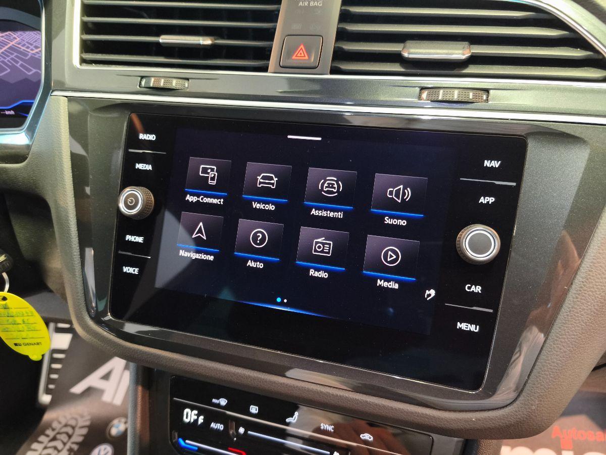 VOLKSWAGEN Tiguan 2.0 TDI DSG 4MOT R-Line Solo 68.000km