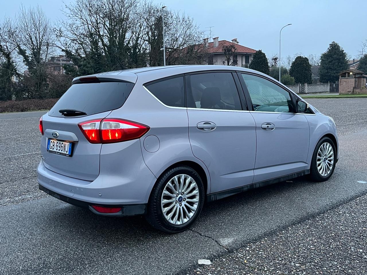 Ford C-Max 1.6 TDCi 115CV Titanium - ok neopatentati