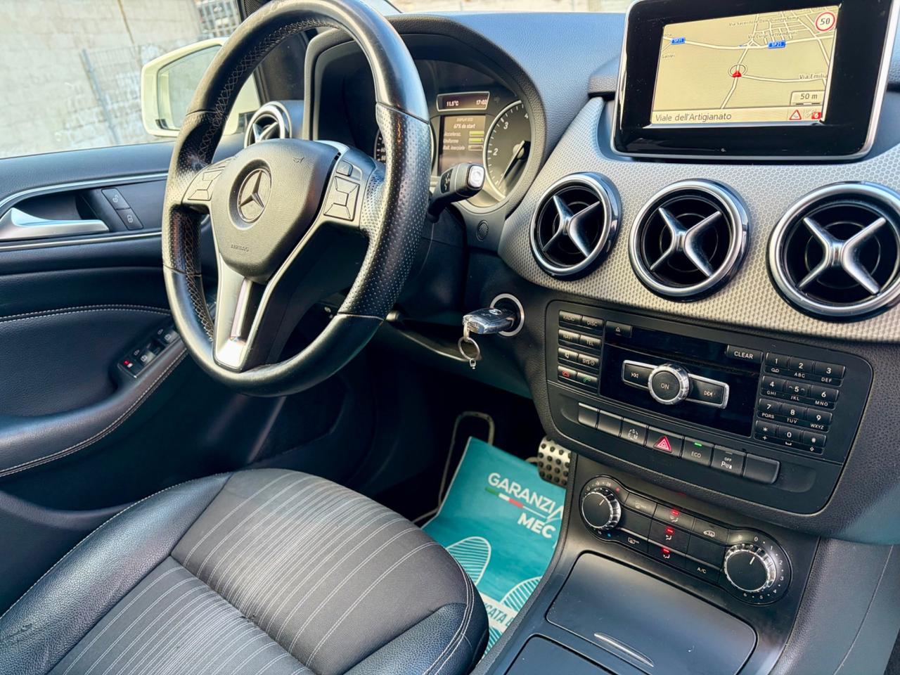 Mercedes-benz B 180 CDI Automatic Premium 2013