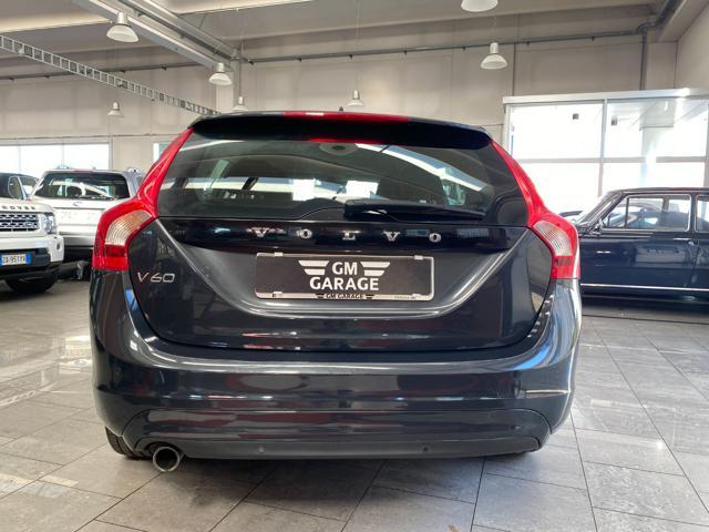 VOLVO V60 D2 Geartronic Kinetic