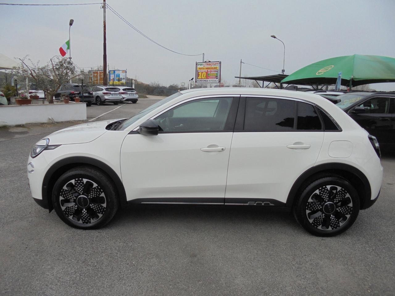 Fiat 600 Hybrid 110 CV DCT MHEV La Prima