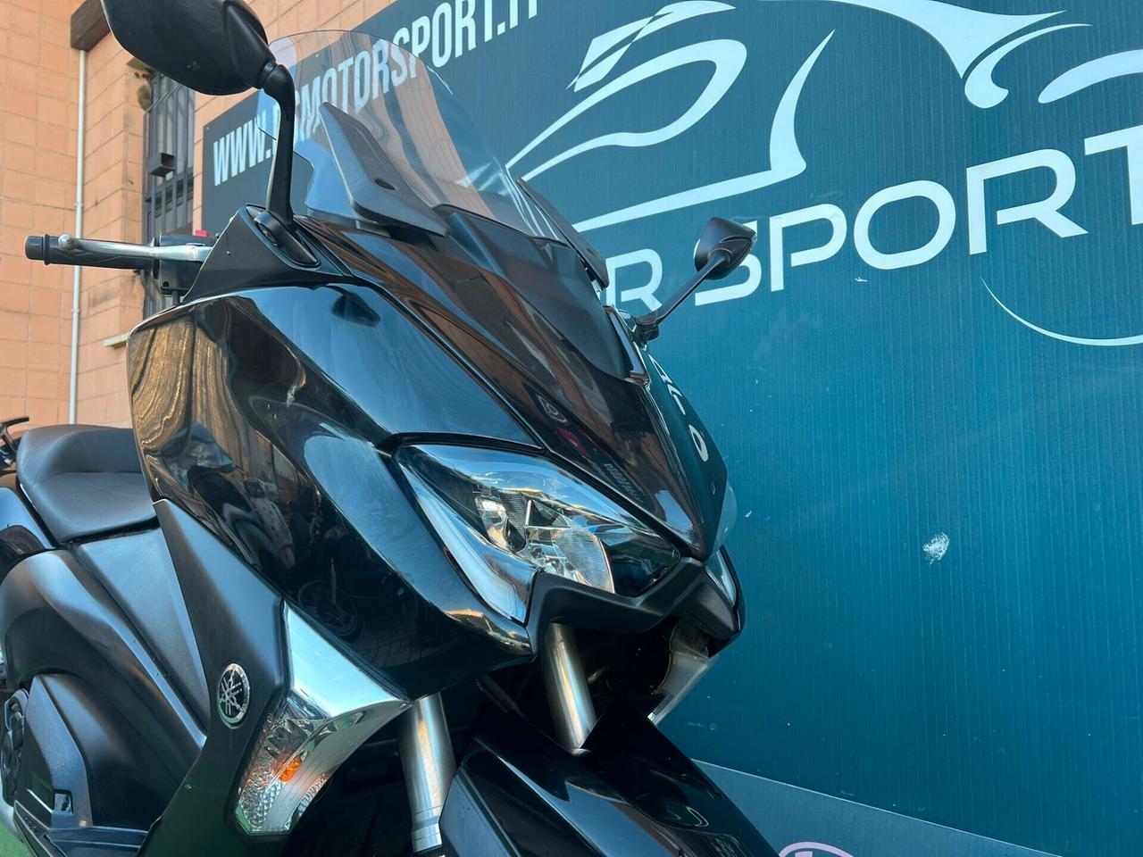 Yamaha TMAX DX ABS GARANZIA PERMUTE FINANZIAMENTO