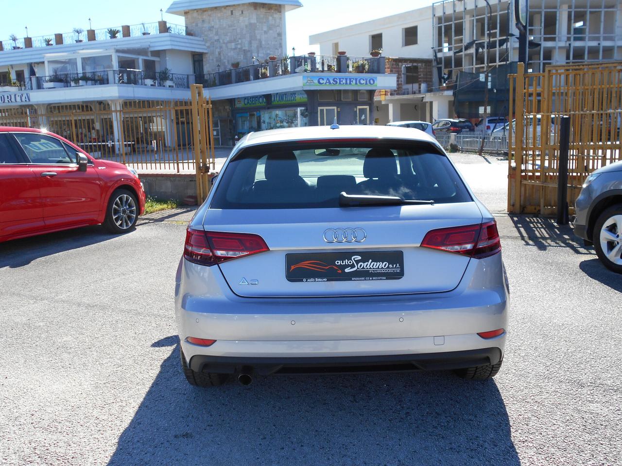 Audi A3 SPB 1.6 TDI 116 CV S tronic Business