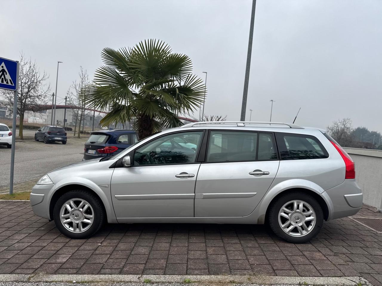 Renault Megane Mégane 1.6 16V 5 porte Serie Speciale Exception