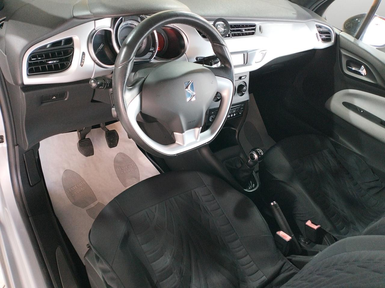 Citroen DS3 1.4 hdi Chic 70cv *NEOPATENTATI*